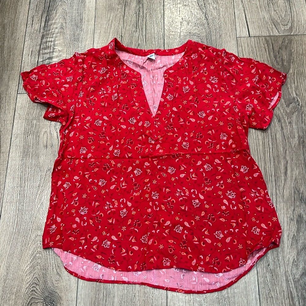 Beautiful red top